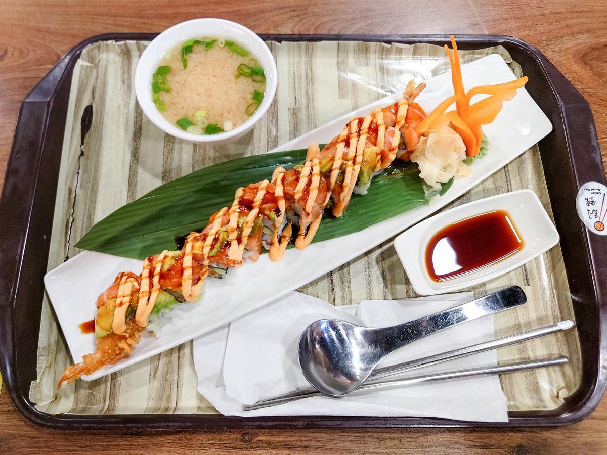 [食記][台北市] 別館美式壽司創意料理 — 中崙市場內美式壽司專賣店