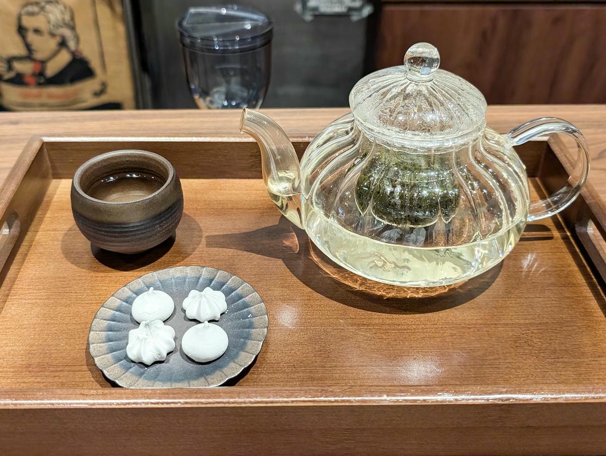 [食記][高雄市] Lumos Coffee — 捷運凹子底站附近巷弄內老宅翻新咖啡廳