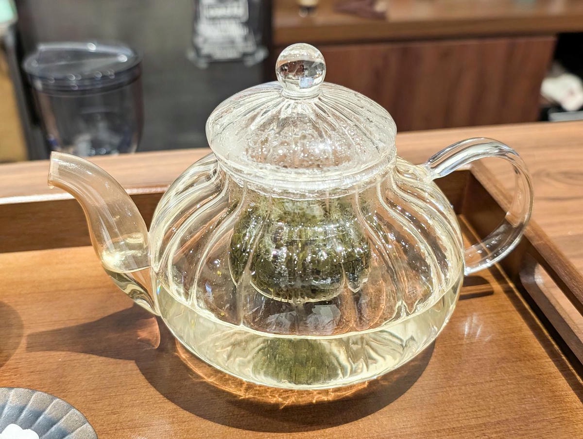 [食記][高雄市] Lumos Coffee — 捷運凹子底站附近巷弄內老宅翻新咖啡廳