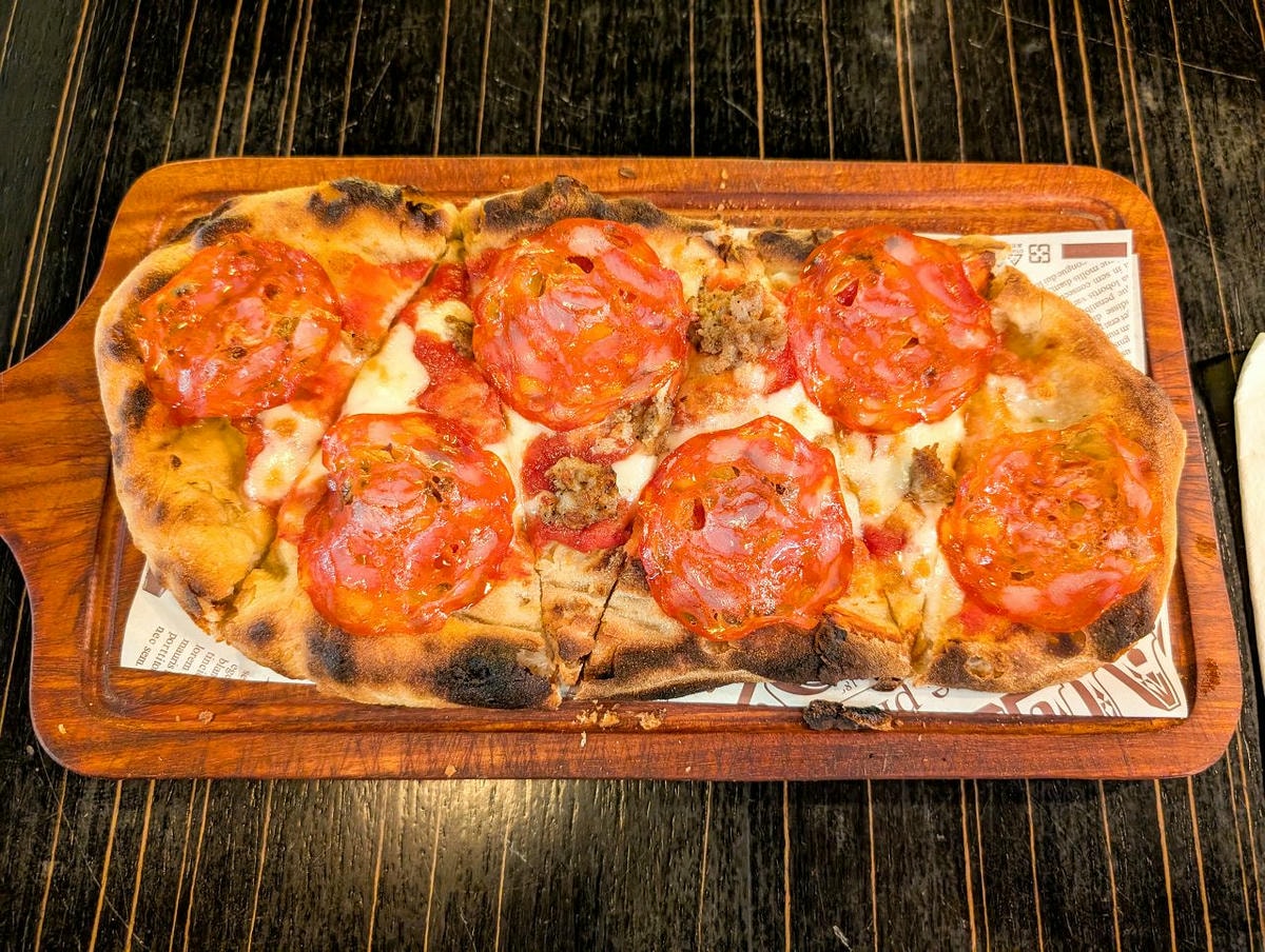 [食記][台北市] Pizza Si (已歇業) — 義大利籍老闆開的羅馬式披薩專賣店