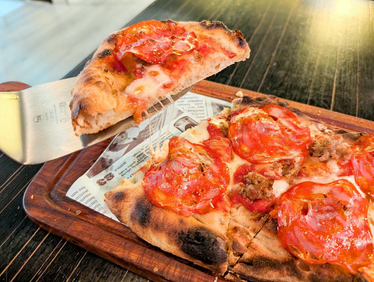 [食記][台北市] Pizza Si (已歇業) — 義大利籍老闆開的羅馬式披薩專賣店