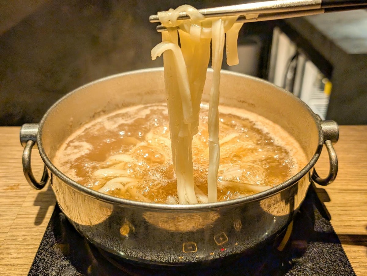 [食記][台北市] 王鍋屋 逸仙創始總店 — 中日合璧京都旨味的酸白菜火鍋專門店