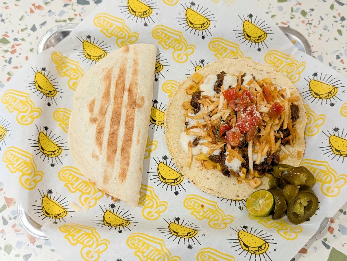 [食記][台北市] RollFive 樂發福 小巨蛋店 — 台北小巨蛋內墨西哥捲餅、塔可專賣店