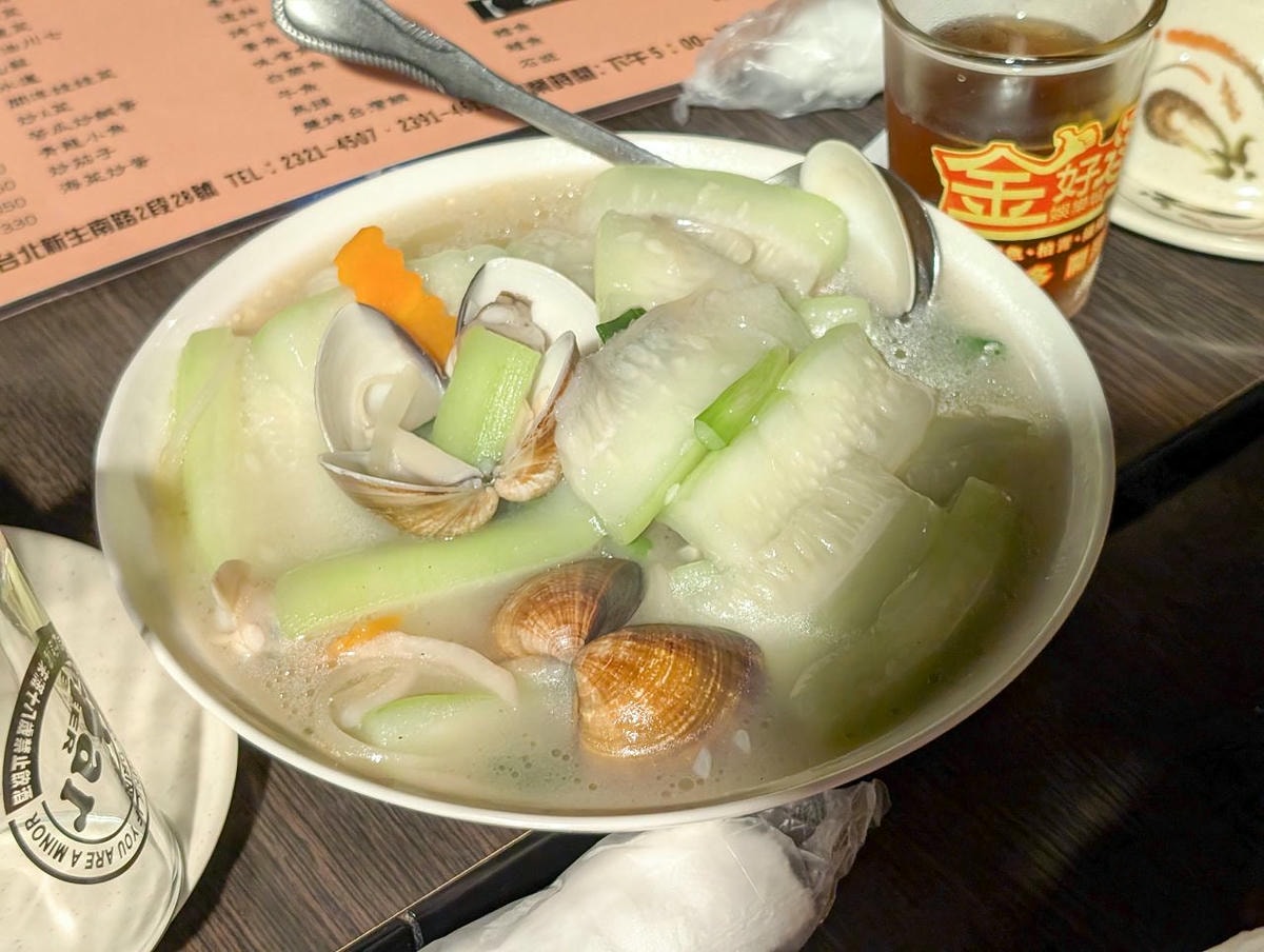 [食記][台北市] 八仙炭烤熱炒 — 大安森林公園對面露天熱炒餐廳