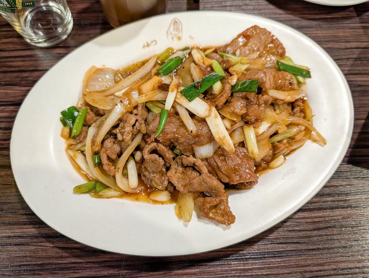 [食記][台南市] 沙卡里巴 — 復古懷舊風格高人氣平價熱炒餐廳