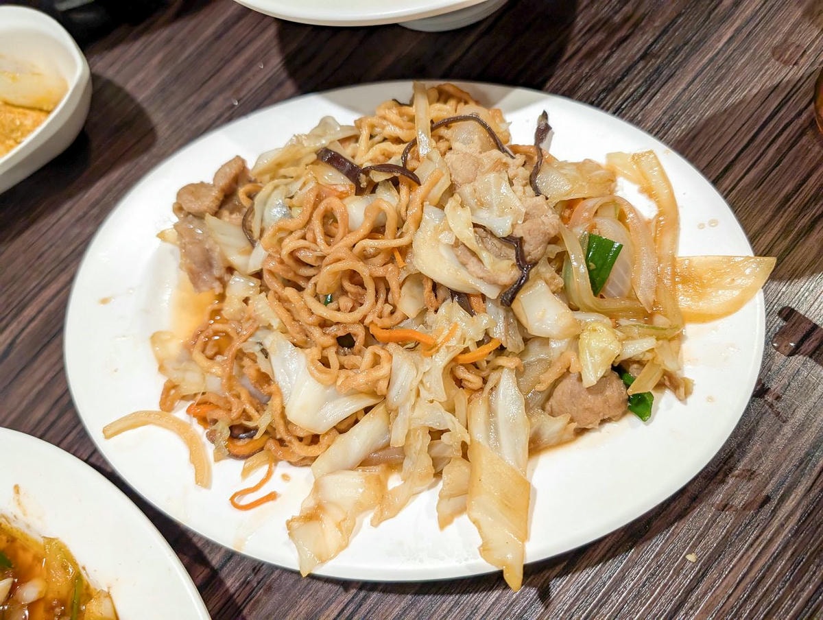 [食記][台南市] 沙卡里巴 — 復古懷舊風格高人氣平價熱炒餐廳
