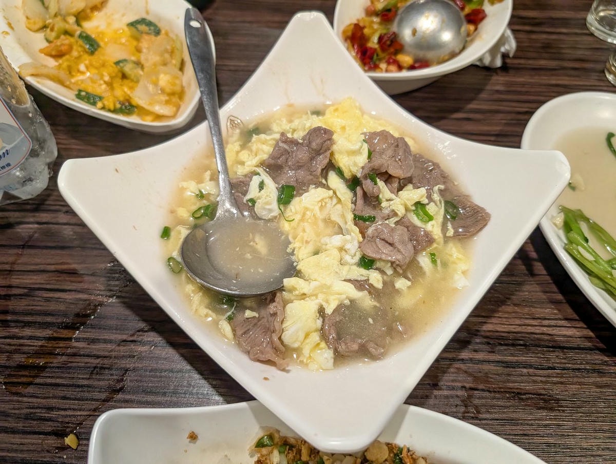 [食記][台南市] 沙卡里巴 — 復古懷舊風格高人氣平價熱炒餐廳