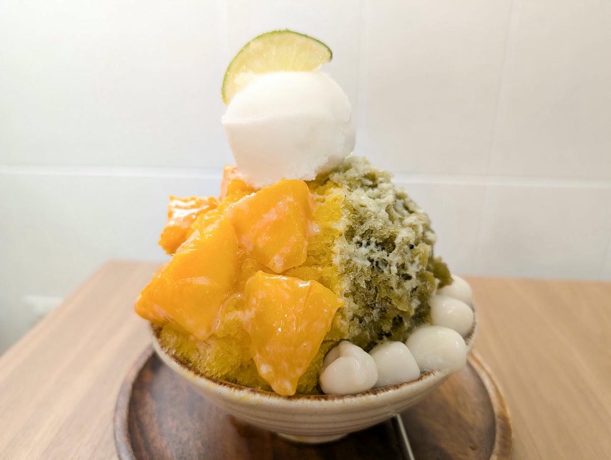 [食記][台北市] 貨室甜品 赤峰門市 — 捷運雙連站附近文青風格小小純白刨冰店