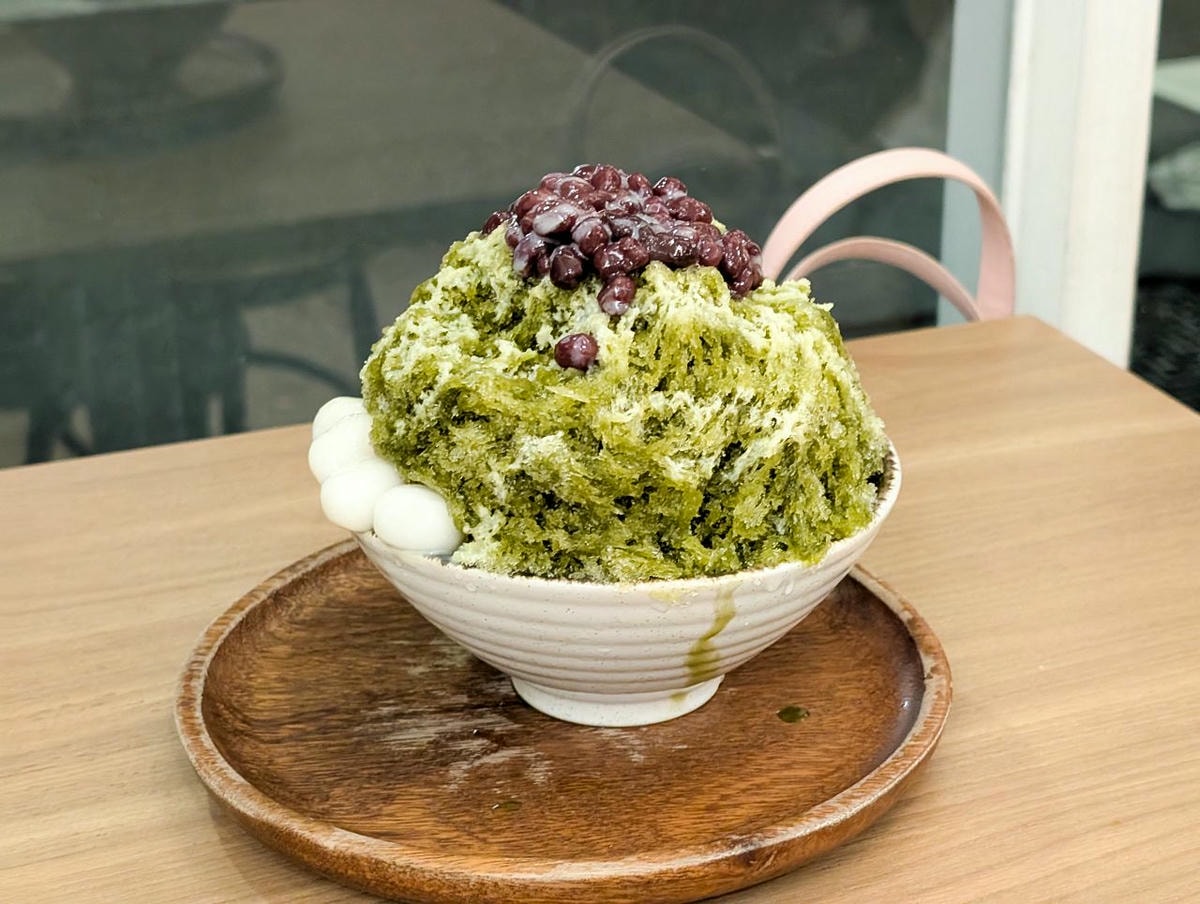 [食記][台北市] 貨室甜品 赤峰門市 — 捷運雙連站附近文青風格小小純白刨冰店