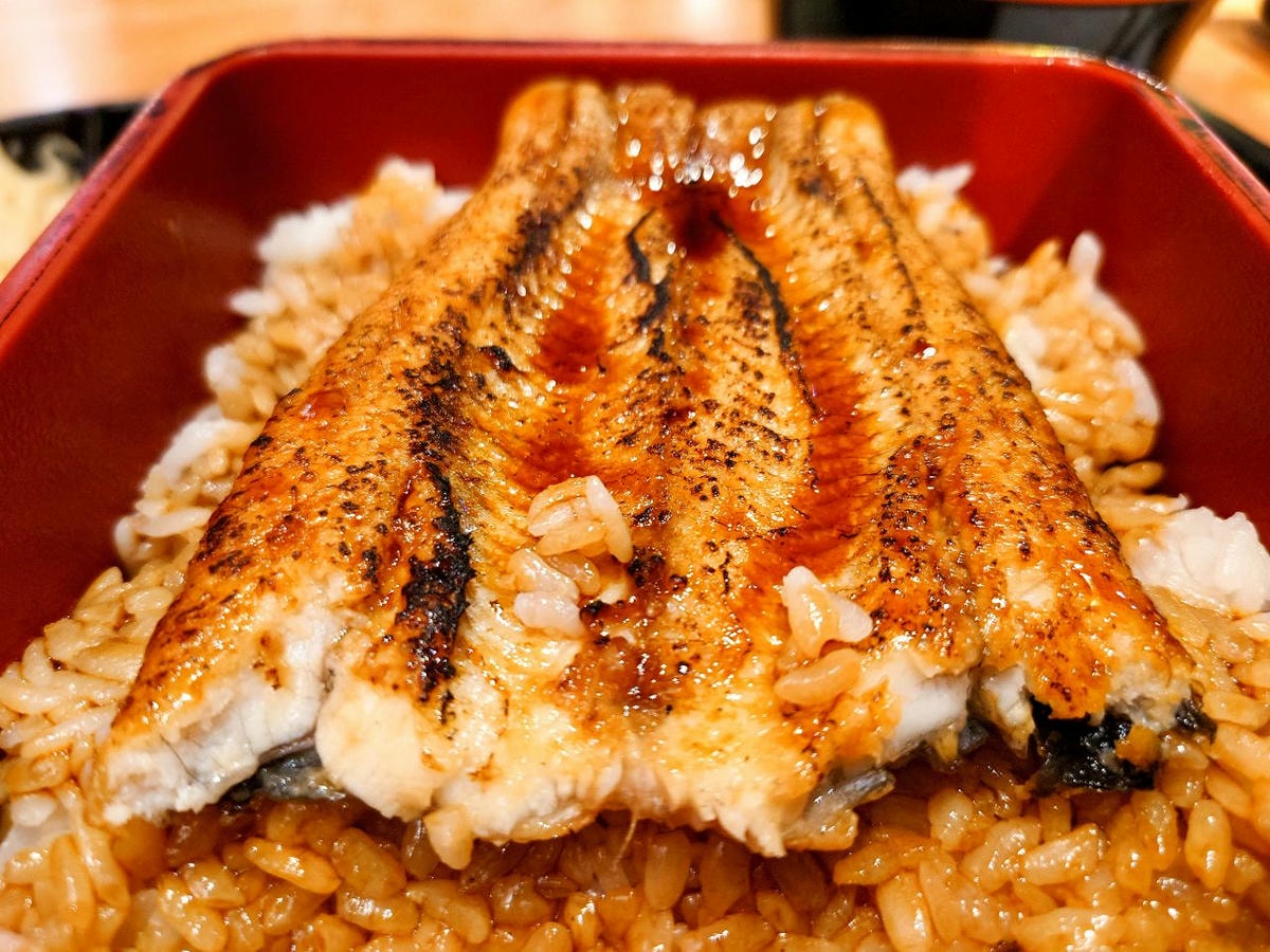 [食記][高雄市] 鰻魚日記 高雄左營店