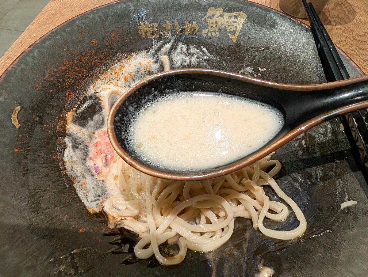 [食記][台北市] 抱きしめ鯛 – 鯛担麵專門店 — 結合法式料理烹飪技法和細膩擺盤的日法合璧創意拉麵