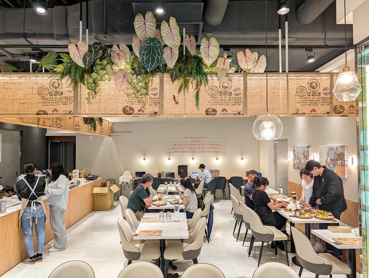 [食記][台北市] 成真咖啡 台北微風南山店