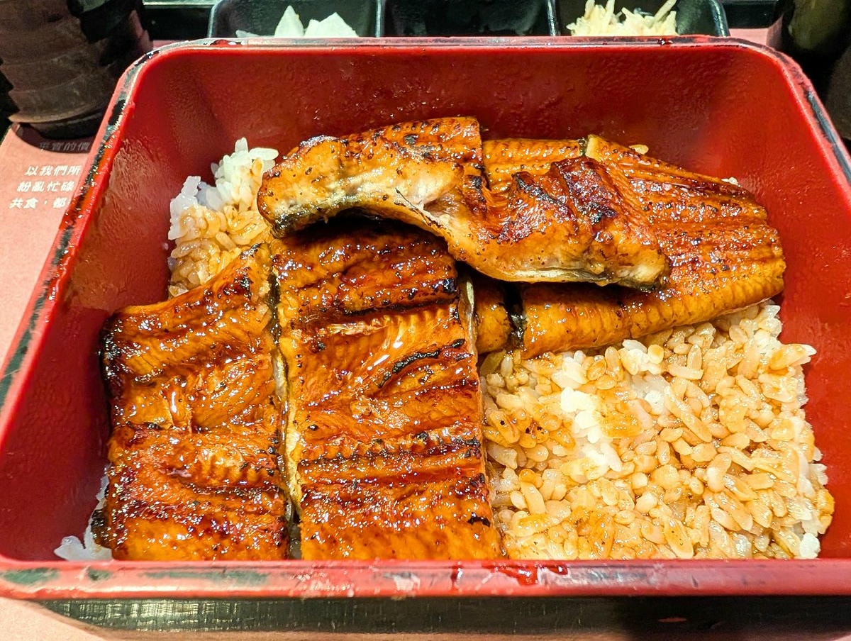 [食記][高雄市] 鰻魚日記 高雄左營店