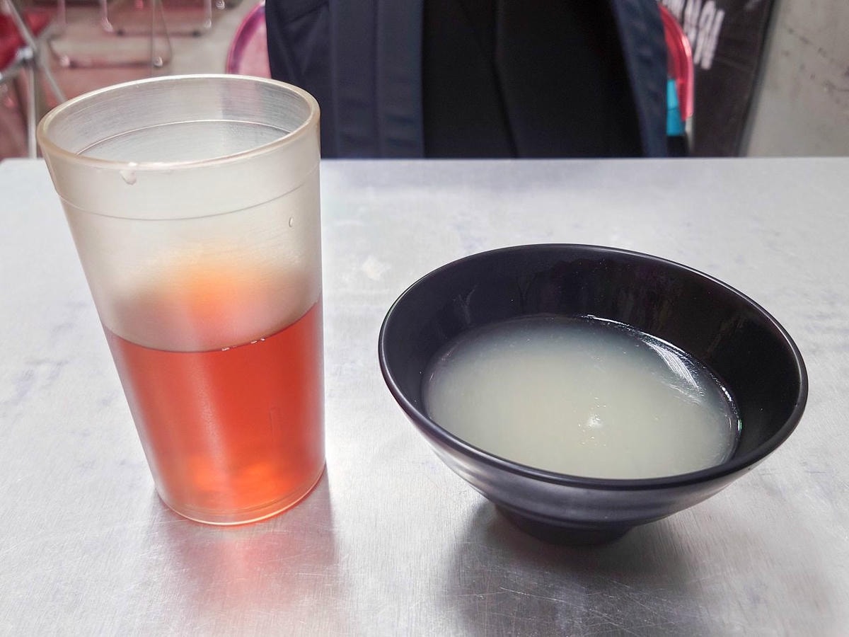 [食記][台北市] 九月茶餐廳 — 香港老闆開的道地港式料理茶餐廳