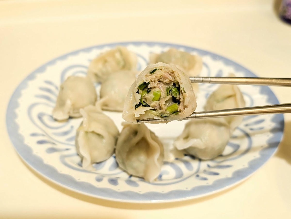 [食記][高雄市] 不凡水餃 — 純手工製作大顆飽滿又真材實料的水餃
