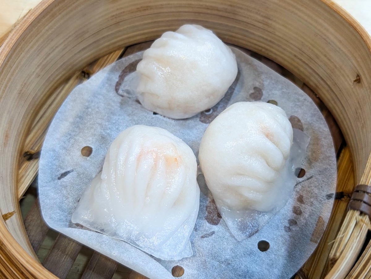 [食記][高雄市] 發記茶廳 2部曲 — 一周只營業3天的低調香港茶餐廳，平價CP值高的港式飯麵和點心。
