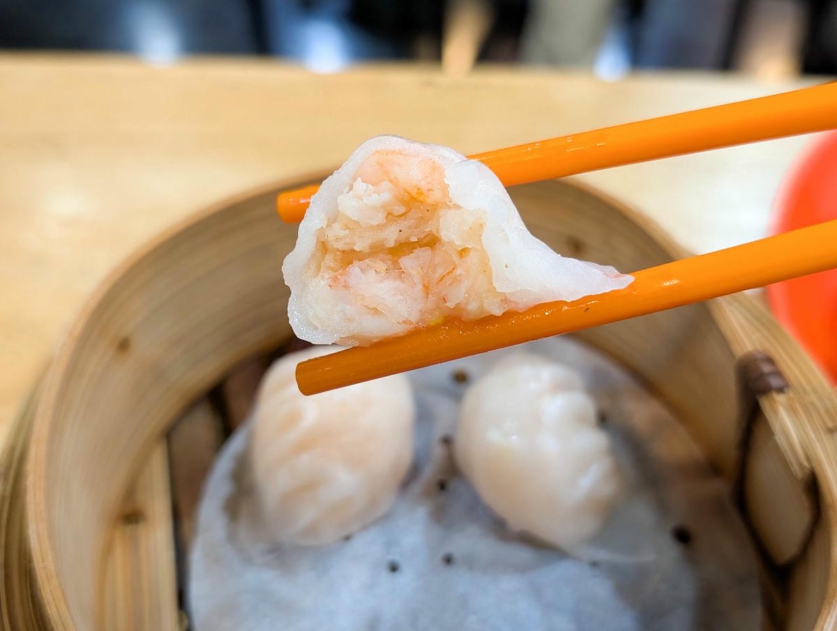 [食記][高雄市] 發記茶廳 2部曲 — 一周只營業3天的低調香港茶餐廳，平價CP值高的港式飯麵和點心。