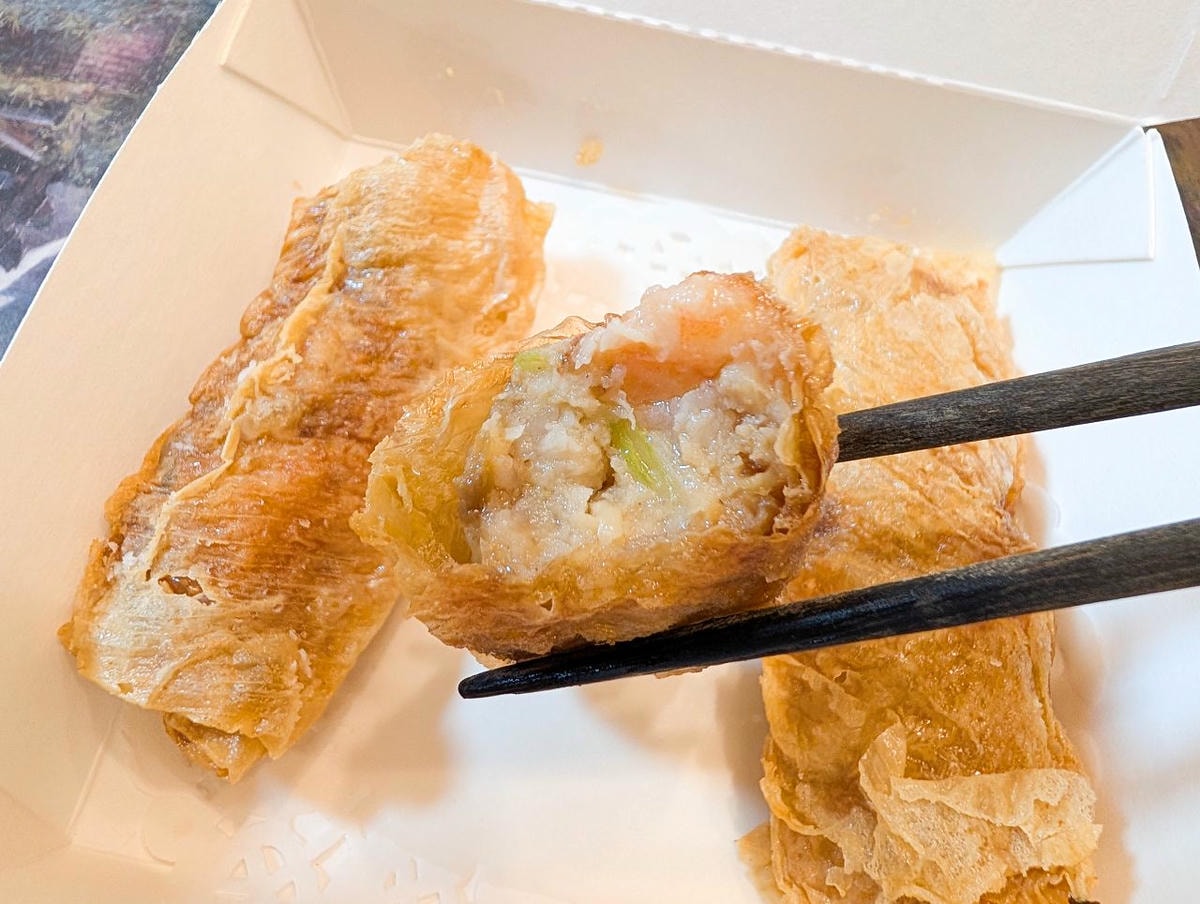 [食記][高雄市] 發記茶廳 2部曲 — 一周只營業3天的低調香港茶餐廳，平價CP值高的港式飯麵和點心。