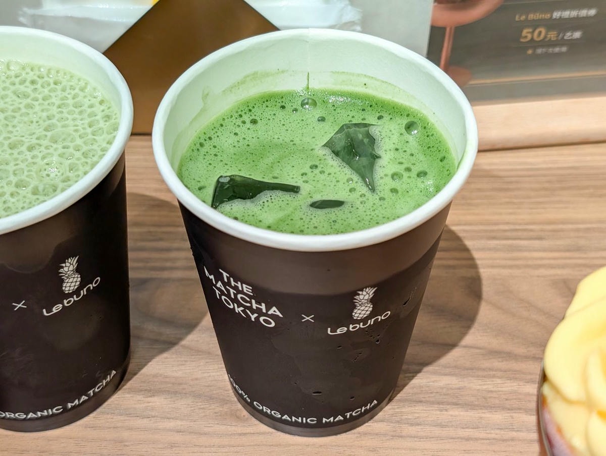 [食記][高雄市] Le Buno Café 高雄漢神巨蛋店 (已歇業) — 發跡於台北東區的水果原型義式冰淇淋專賣店在高雄漢神巨蛋設有分店