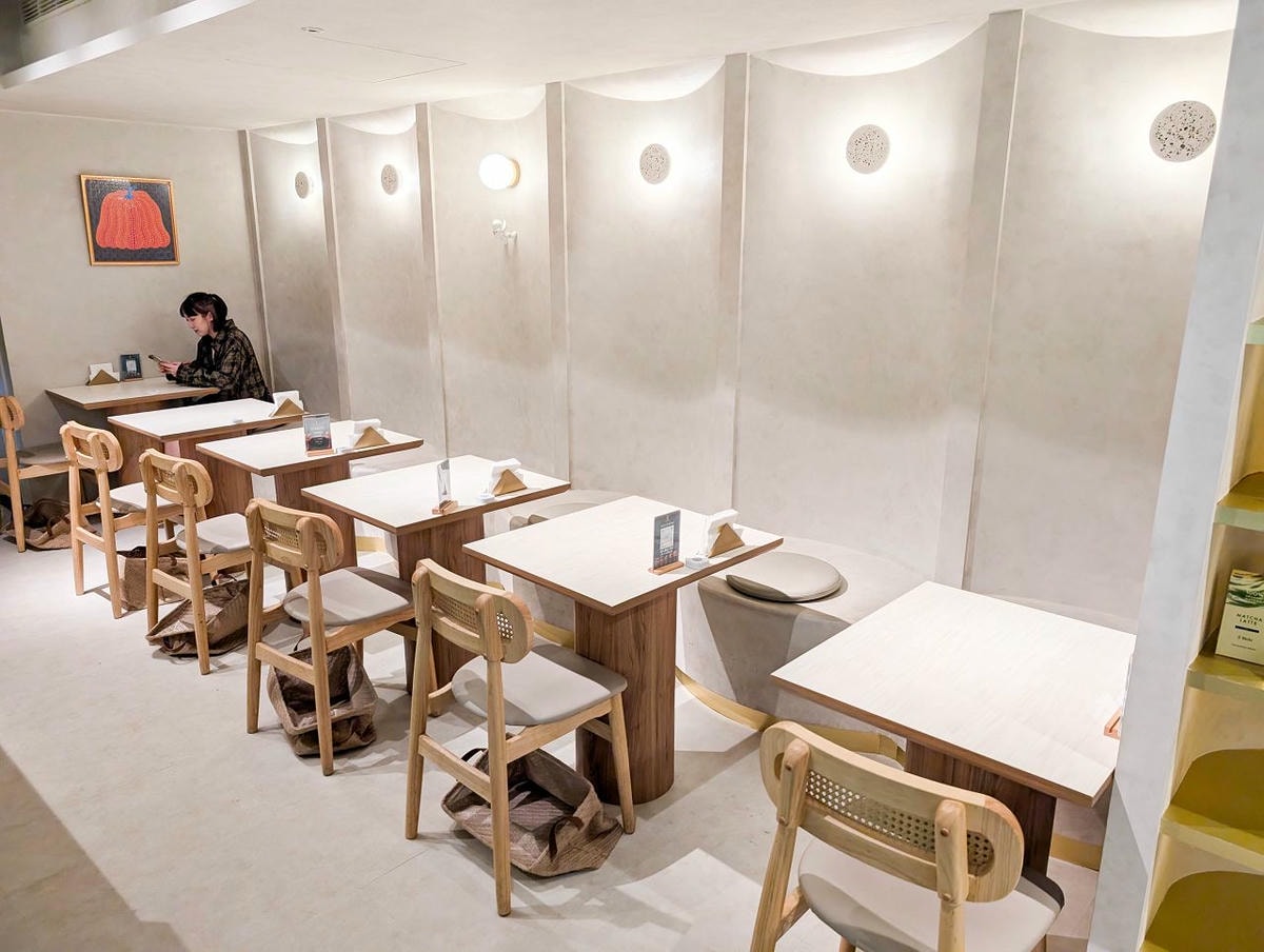 [食記][台北市] Le Buno Café 台北忠孝敦化店 — 台北東區巷弄內主打水果原型義式冰淇淋的咖啡廳