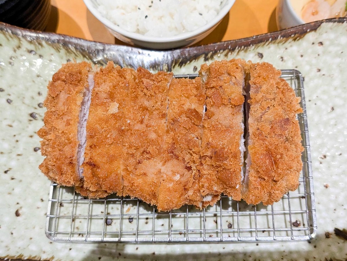 [食記][桃園市][桃園區] 恆八味屋日式豬排 藝文店 — 桃園藝文特區附近日式炸豬排專賣店