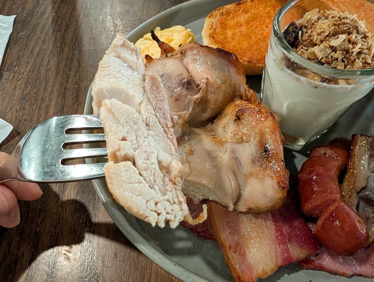 [食記][高雄市] 樂焙可廚房 The Baker’ Kitchen, co. — 文化中心站和彩虹公園附近高人氣早午餐餐廳
