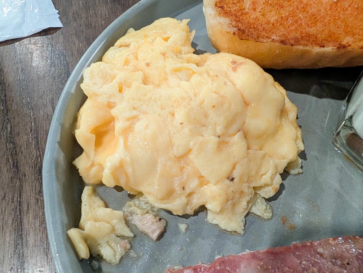 [食記][高雄市] 樂焙可廚房 The Baker’ Kitchen, co. — 文化中心站和彩虹公園附近高人氣早午餐餐廳