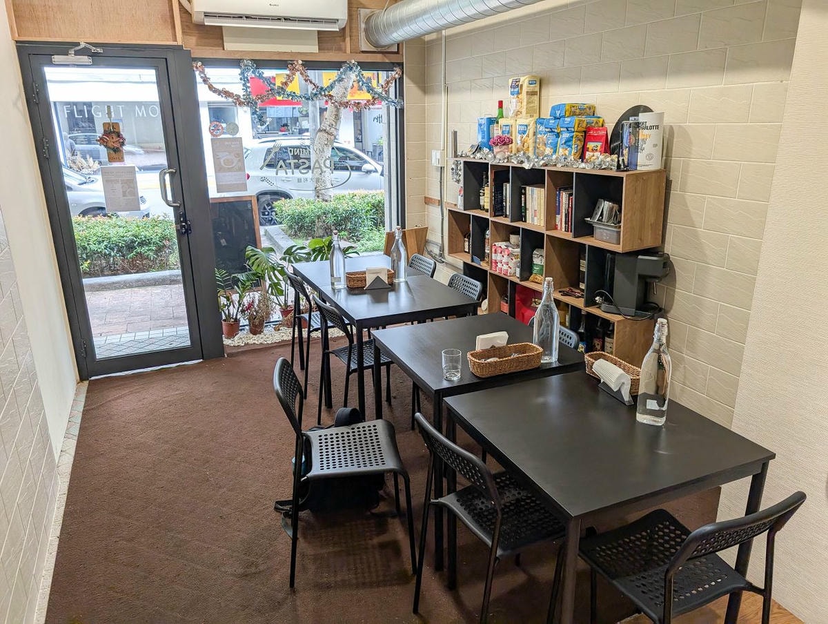 [食記][台北市] 麥麥Pasta — 捷運劍潭站附近巷弄內義大利麵館，食材用料實在又美味的義大利麵。