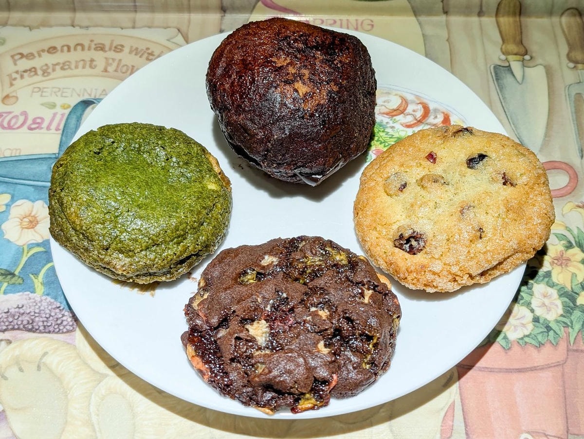 [食記][高雄市] 虎呷軟餅乾 x 甜甜圈 — 鹽埕第一公有市場附近巷弄內軟餅乾和甜甜圈專賣店