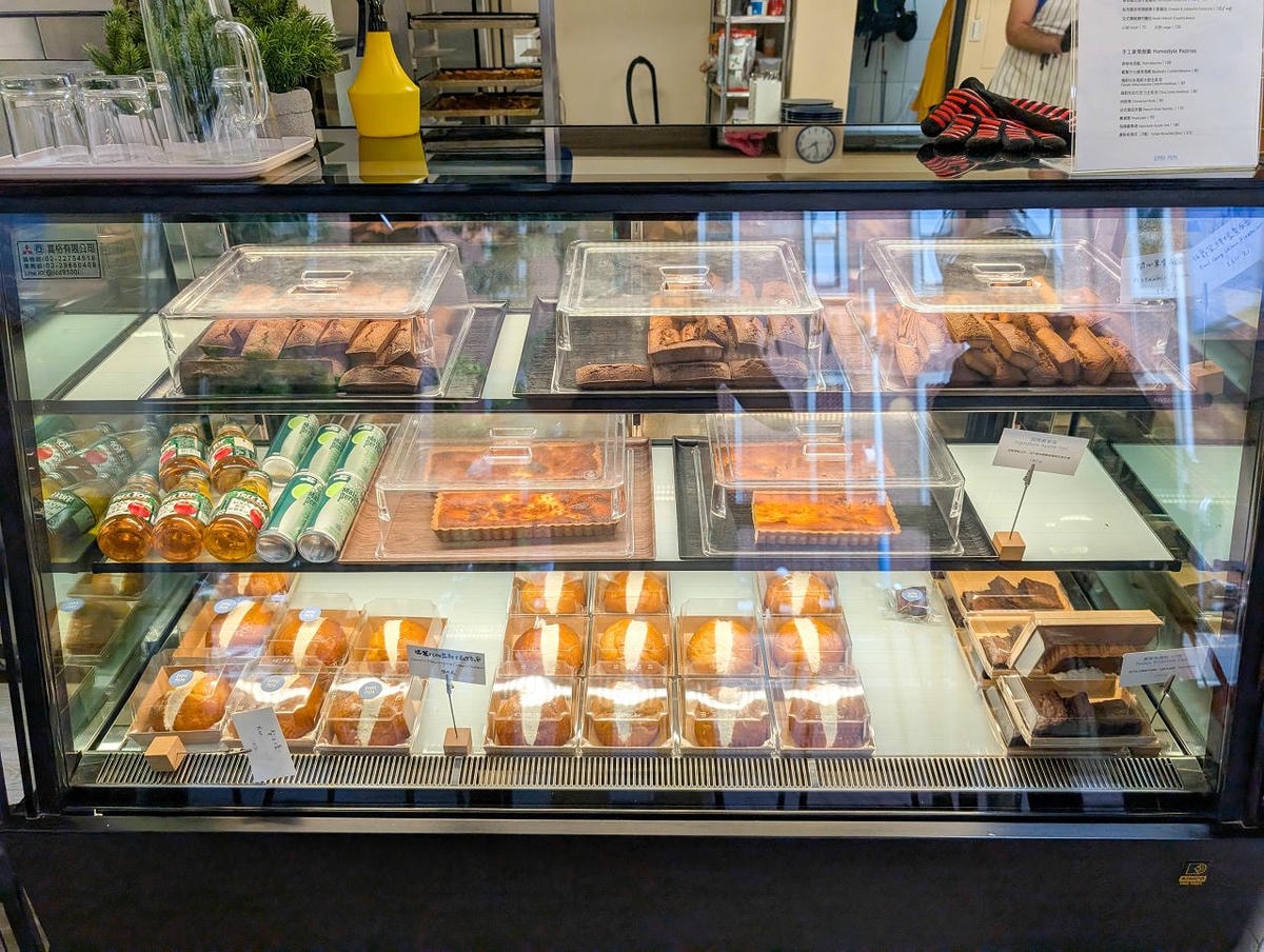 [食記][新北市][板橋區] EMMA PAPA Bakery & Café 咖啡烘焙坊 — 法國人經營的烘焙坊