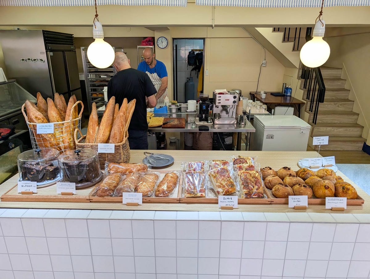 [食記][新北市][板橋區] EMMA PAPA Bakery & Café 咖啡烘焙坊 — 法國人經營的烘焙坊