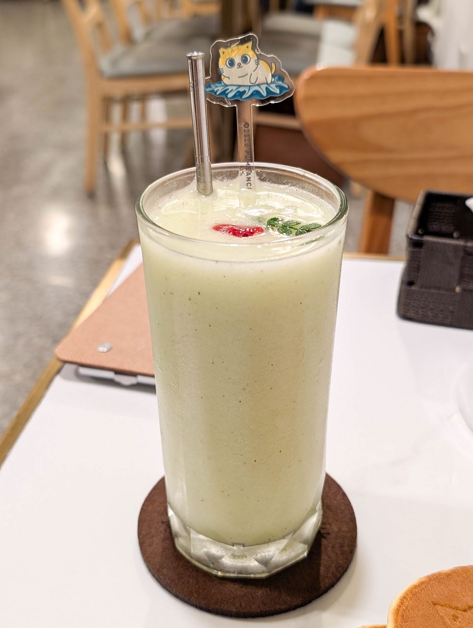 [食記][台北市] 羊毛與花．光點 — 中山站附近白色洋樓古蹟內的咖啡廳