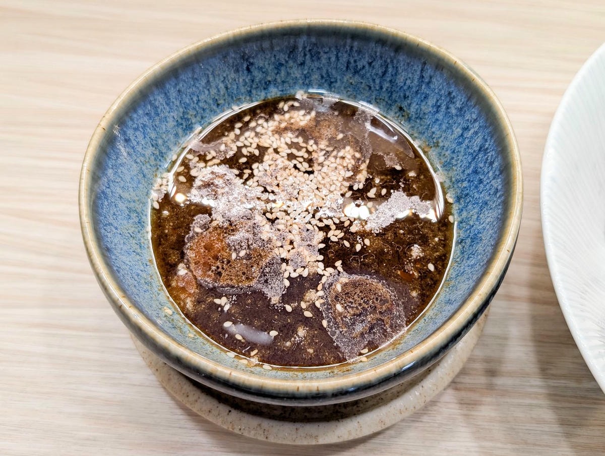 [食記][高雄市] 麺匠飛鳥拉麵 — 濃郁雞白湯拉麵和清爽香檸柚沾麵
