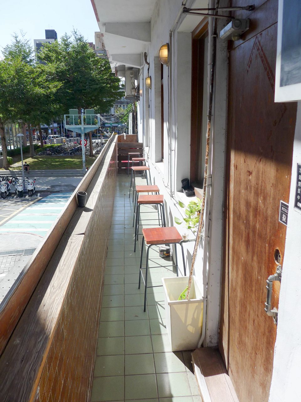 [食記][新北市][三重區] 木童咖啡館 — 三重國小附近老宅2樓文青咖啡館