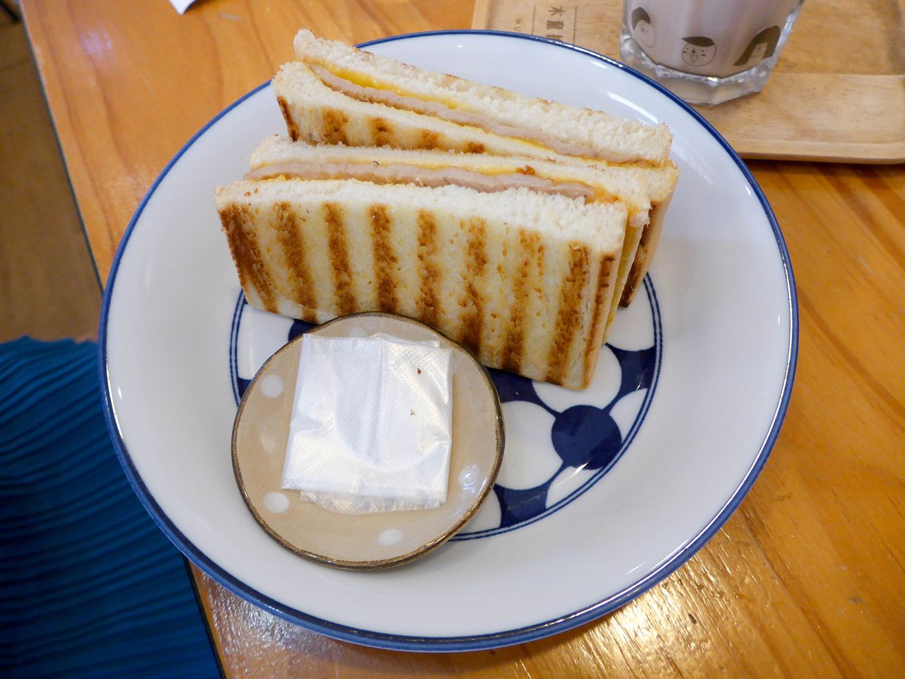[食記][新北市][三重區] 木童咖啡館 — 三重國小附近老宅2樓文青咖啡館