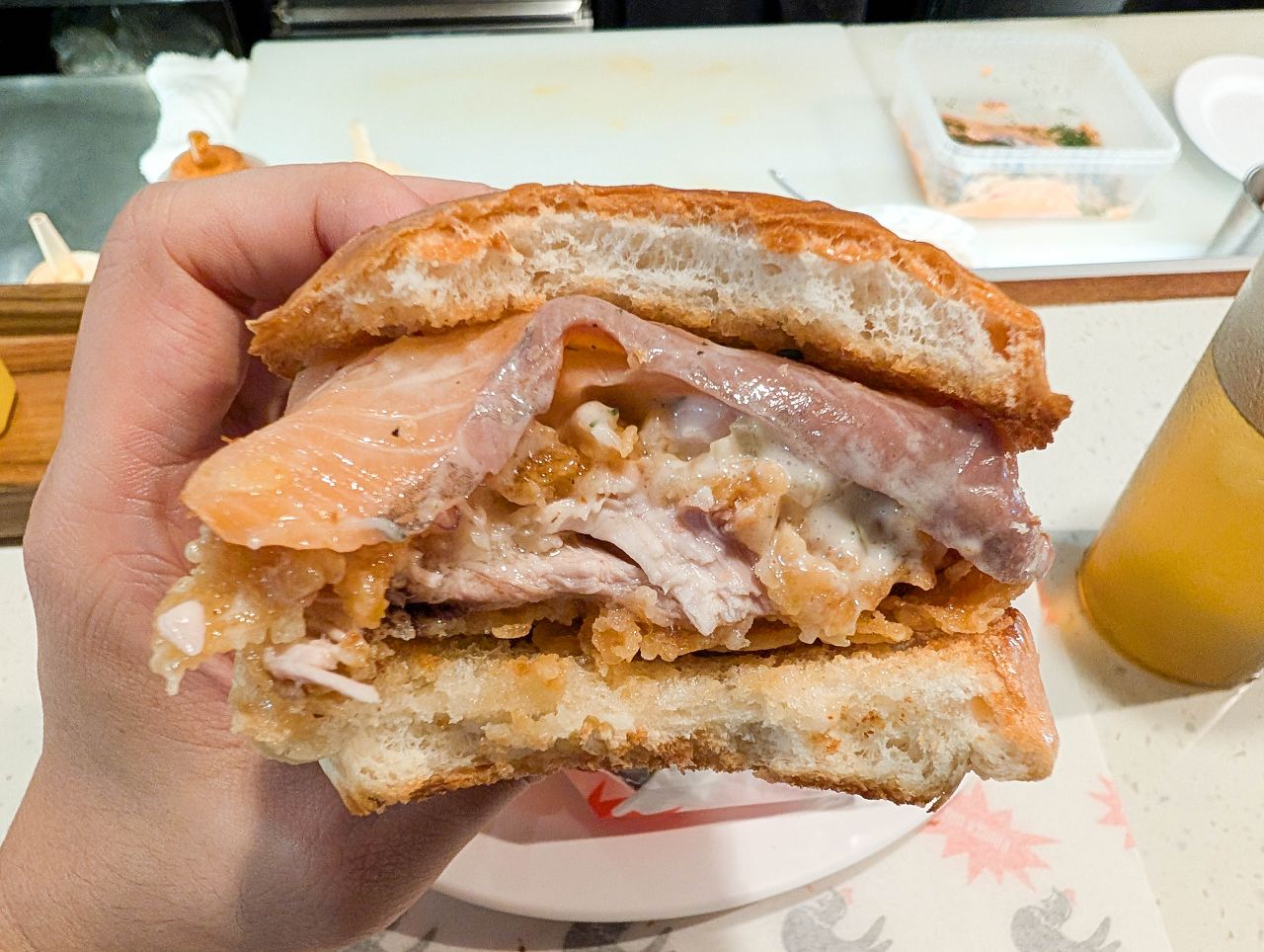 [食記][台北市] Burger Out — 松菸附近炸雞漢堡專賣店