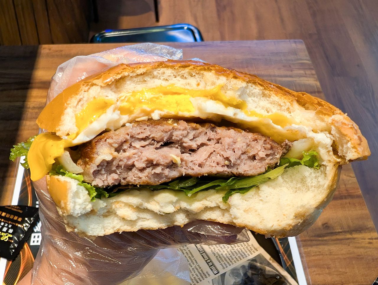 [食記][新北市][板橋區] Lin’s Burger 林斯漢堡美式餐廳 板橋府中店 — 府中站附近小小美式漢堡餐廳