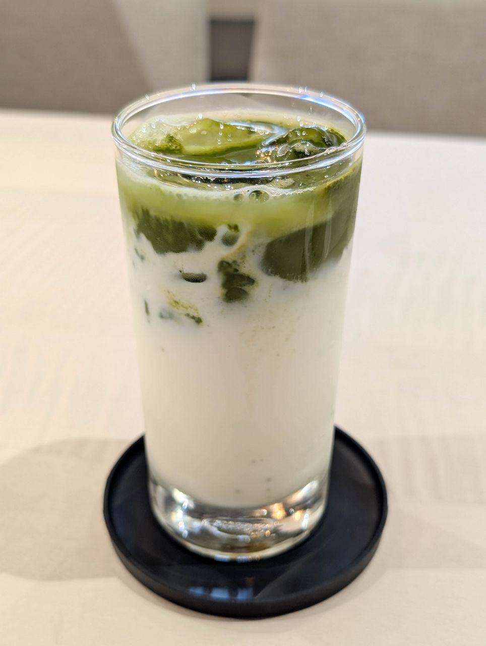 [食記][高雄市] Dí Coffee 迪咖啡 新興民生店 — 風味優雅的桂花抹茶牛奶