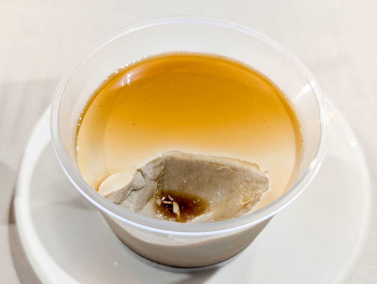 [食記][高雄市] Dí Coffee 迪咖啡 新興民生店 — 風味優雅的桂花抹茶牛奶