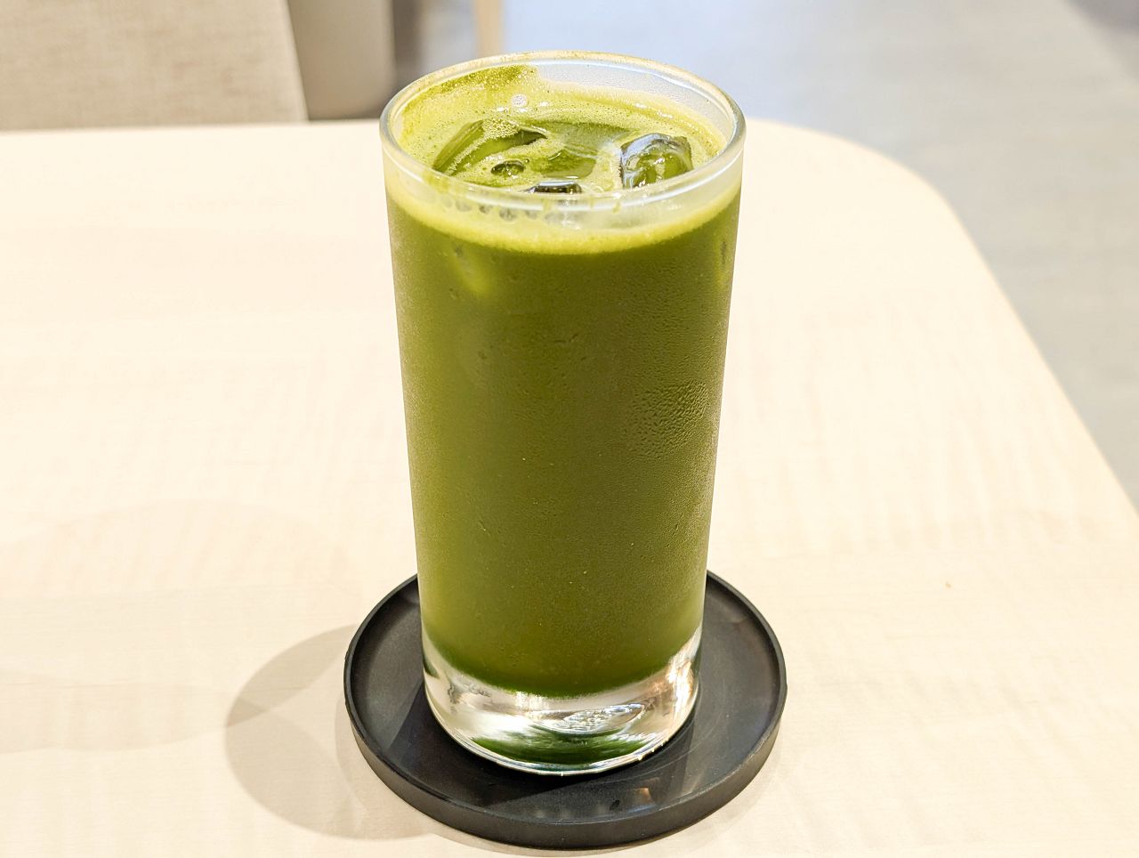 [食記][高雄市] Dí Coffee 迪咖啡 新興民生店 — 風味優雅的桂花抹茶牛奶