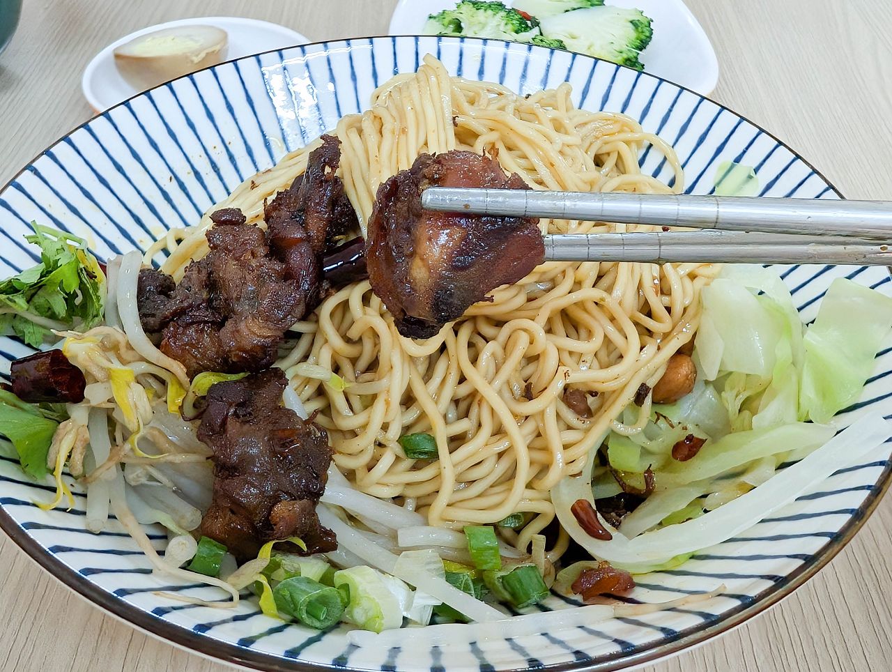 [食記][高雄市] 華 雲貴川美食 — 左營舊城北門附近雲南、貴州、四川麵食小吃