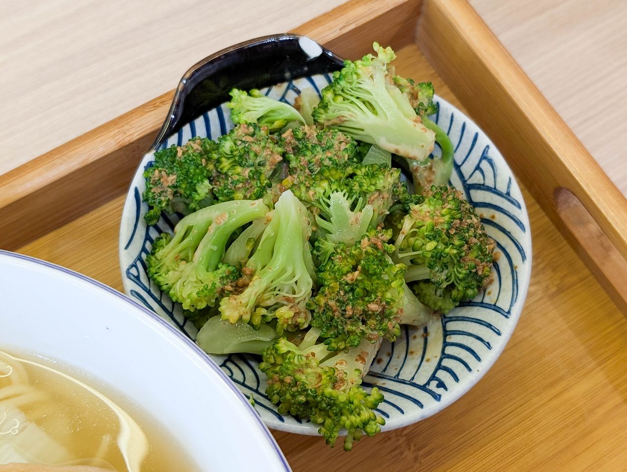 [食記][高雄市] 榮一拉麵 文化店 — 高師大對面拉麵店，主打雞白湯拉麵和柚子鹽拉麵。