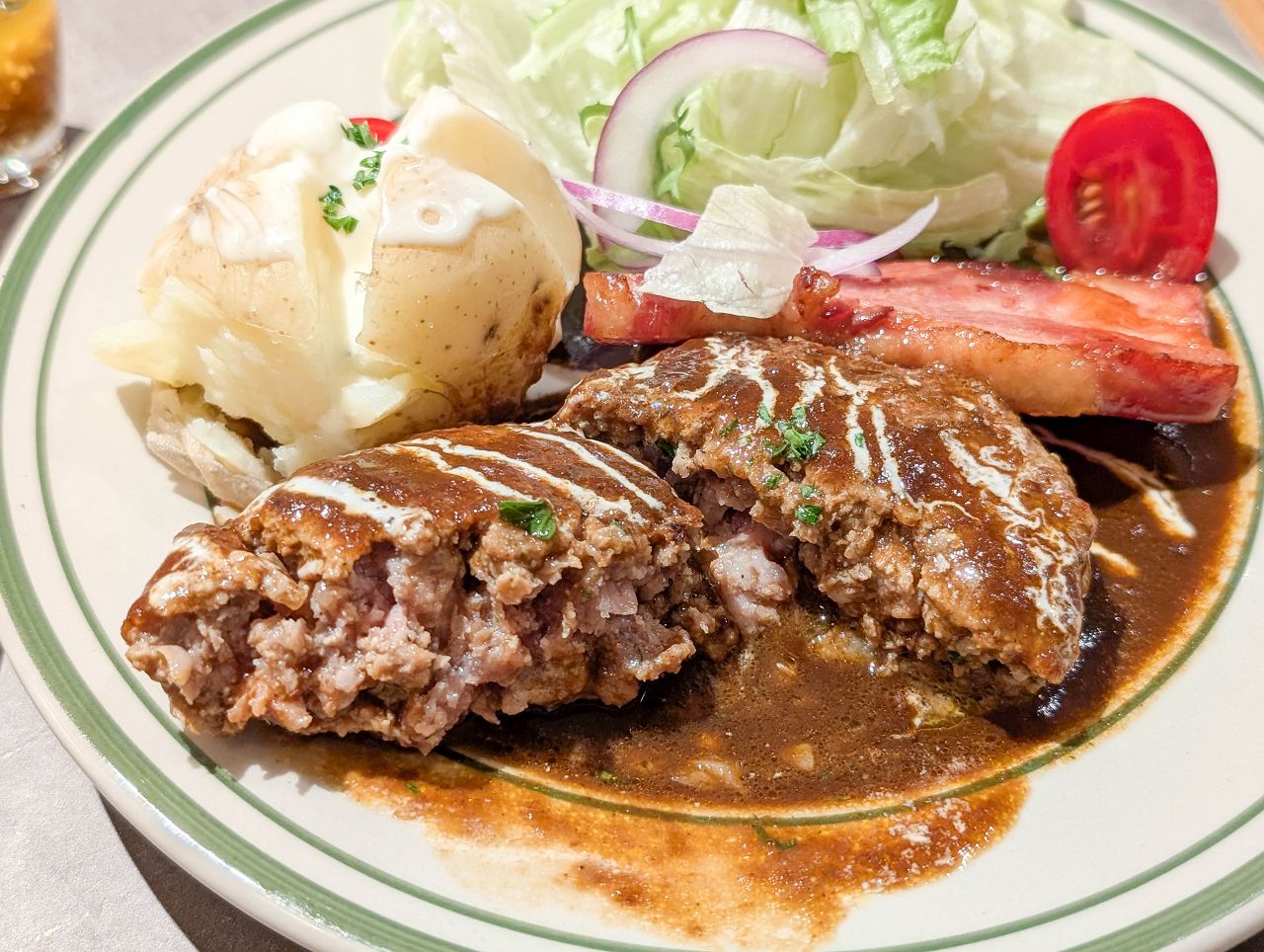 [食記][台北市] 稲町家 洋食‧喫茶 — 捷運中山站附近新開大正風格日式復古喫茶店，主打和風洋食料理。