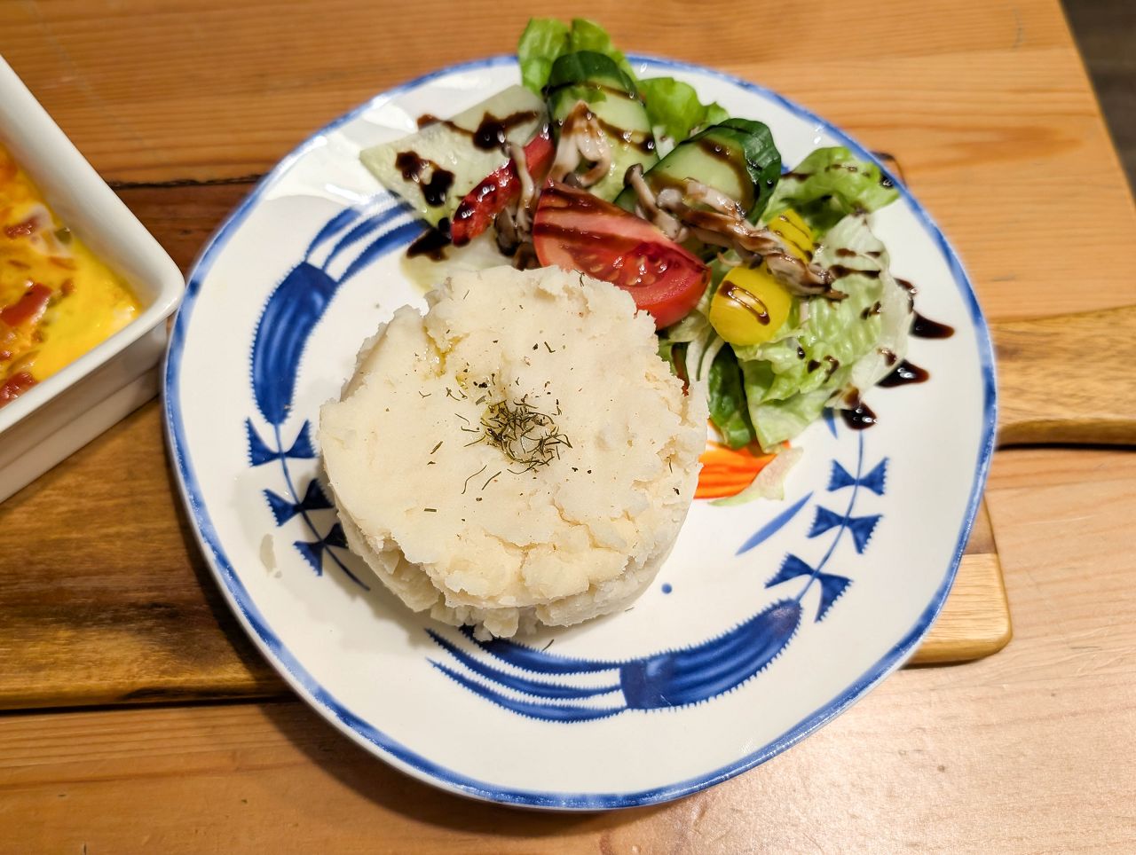[食記][高雄市] 烏拉森林東歐餐酒館 (已歇業) — 兩位外國主廚共同經營的東歐料理餐廳，主打波蘭、烏克蘭、立陶宛等東歐各國料理。