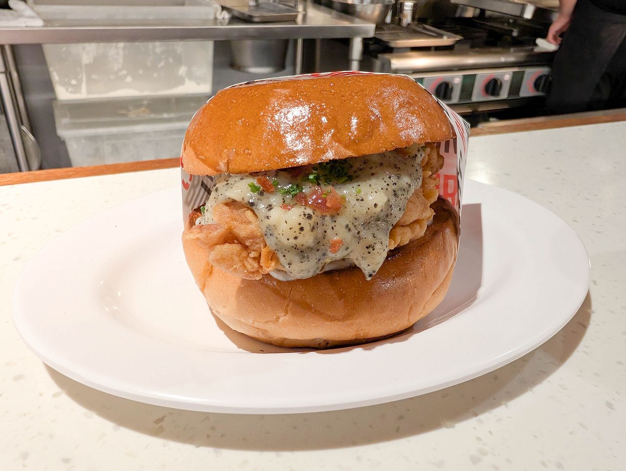[食記][台北市] Burger Out — 松菸附近炸雞漢堡專賣店