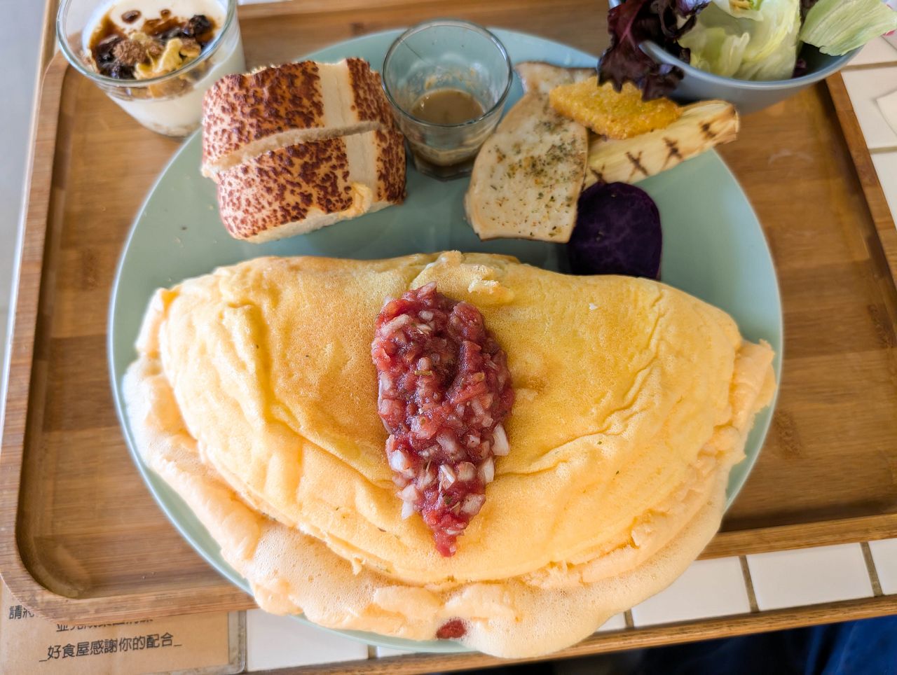 [食記][高雄市] 好食屋早午餐 — 蓬鬆輕盈如舒芙蕾口感又充滿蛋香的法式烘蛋