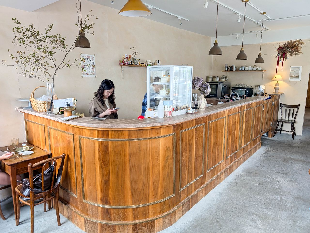 [食記][高雄市] IMO いも 一毛 — 科工館車站附近白色老屋內甜點店兼咖啡廳