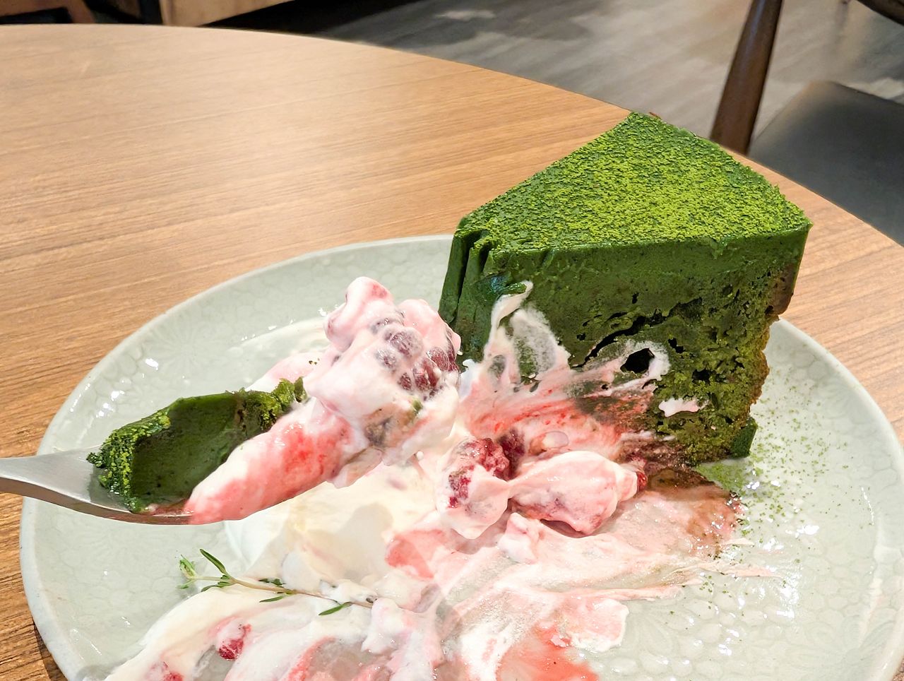 [食記][台北市] 貳氛福商行 — 北門附近隱身攝影街上設在2樓的文青風格咖啡廳