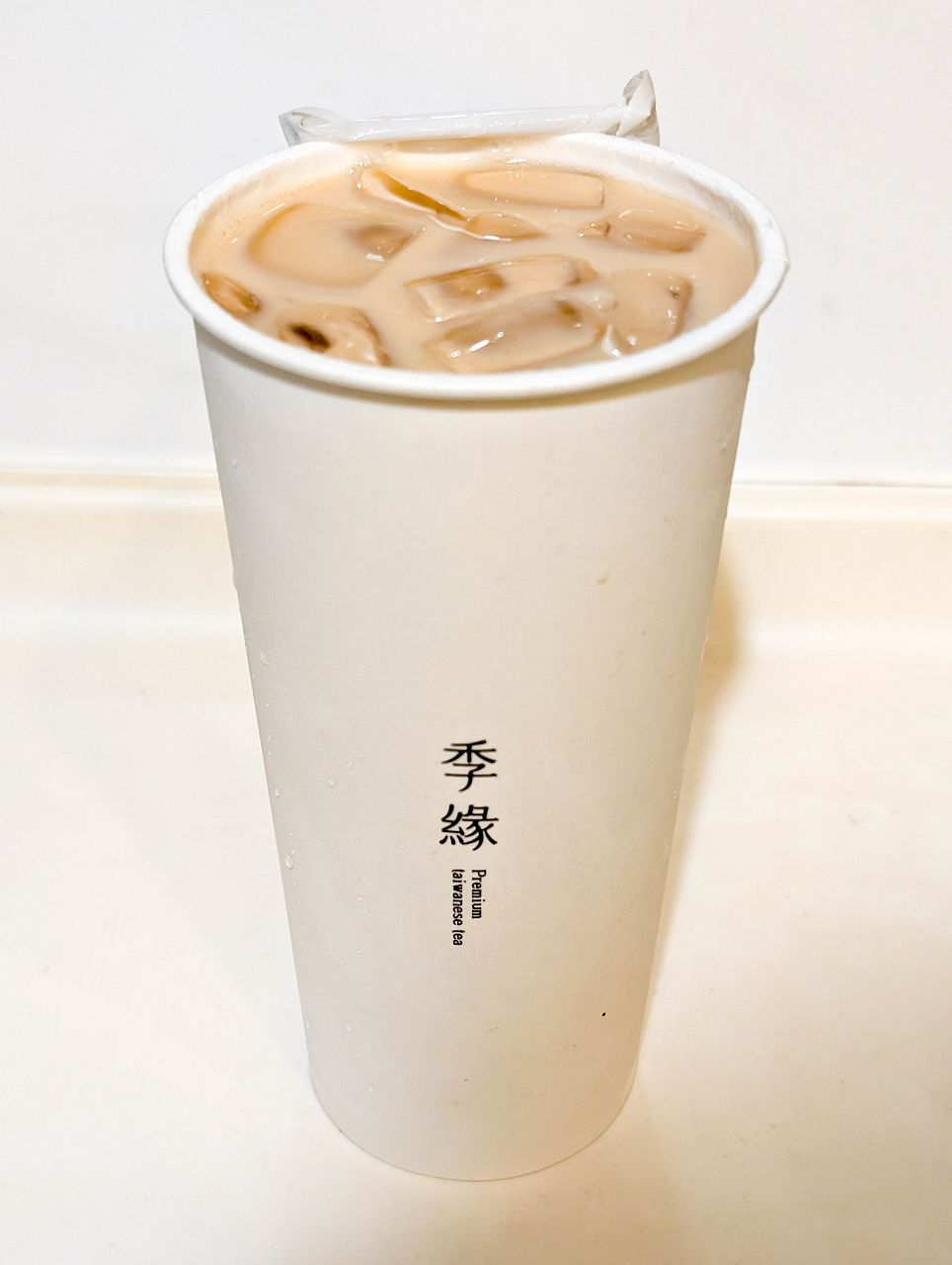 [食記][新北市][板橋區] 季緣 CHI YUAN 板橋店 — 台灣精品茶飲專賣店在板橋新埔站附近開設分店啦！