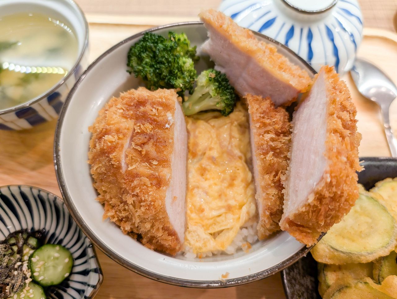 [食記][高雄市] 森三日式炸豬排專門店